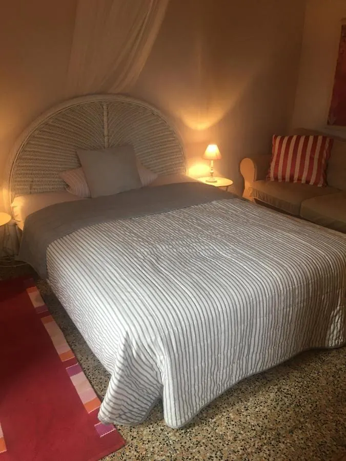 Couette-café Bed and Breakfast Casa Rosalie à Borgomaro Italie