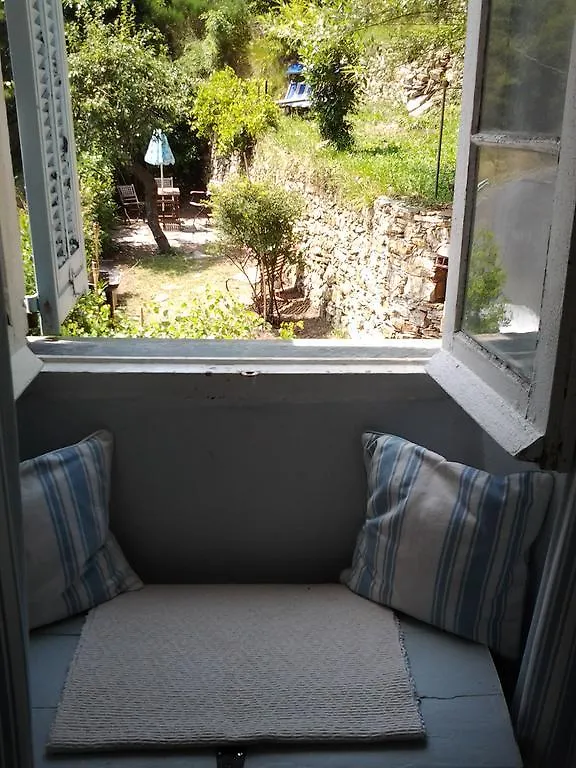 Bed and Breakfast Casa Rosalie à Borgomaro Italie